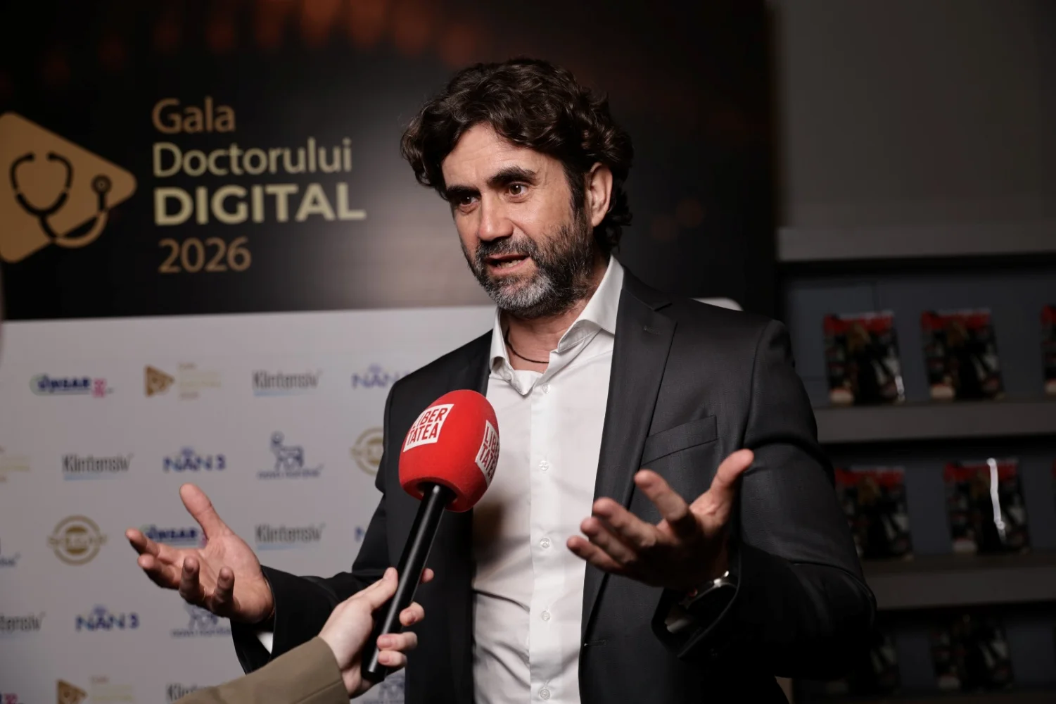 Media-cereri-de-presa-dr-andreas-vythoulkas